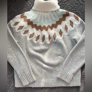 Gently worn J Crew turtleneck sweater size M